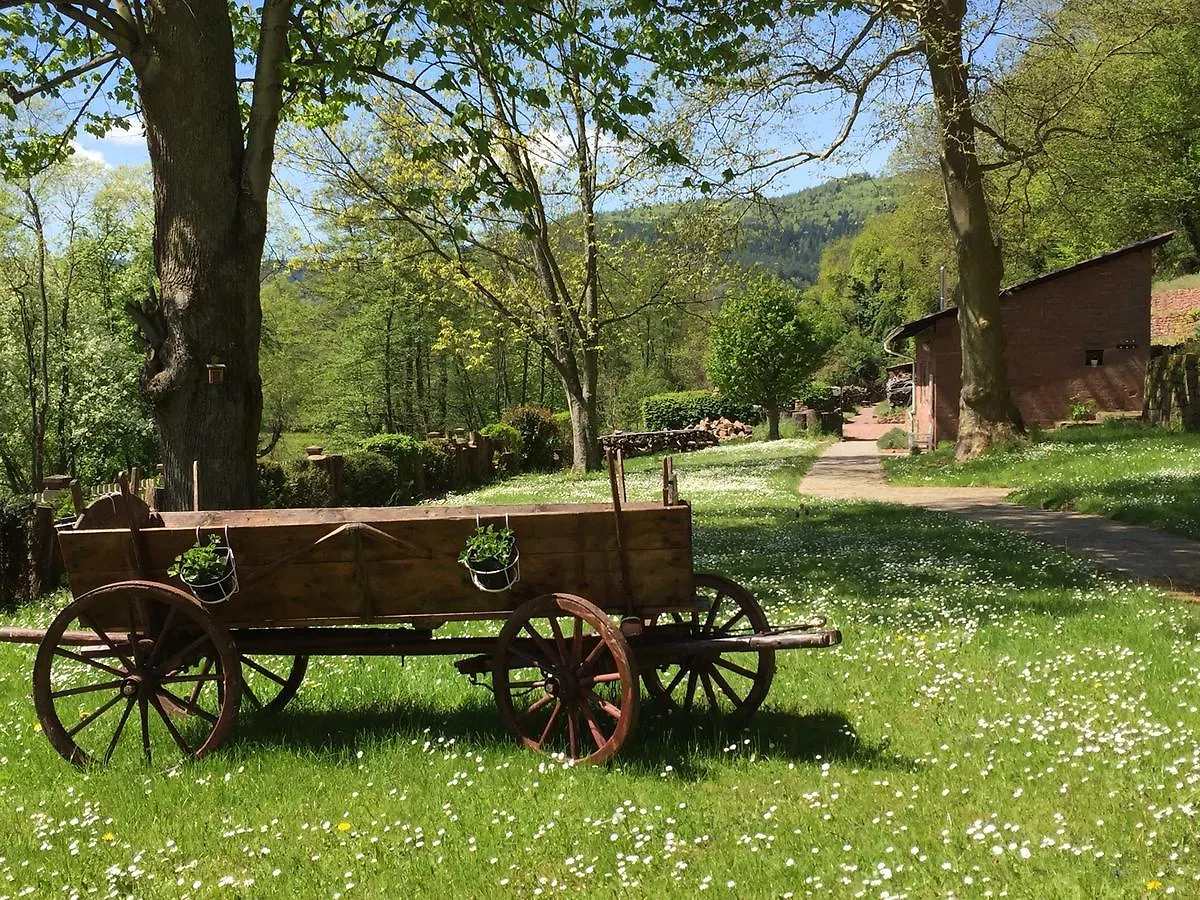 B&B Castle Hollywood Germany